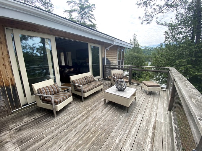 Cottages (Canada, Val des Monts, Quebec)