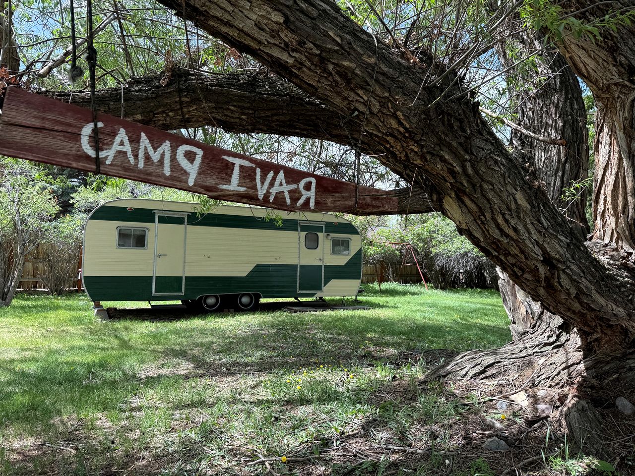 Charming Montana Bungalow with Madison River Views, Steps from Main Street in Ennis, MT