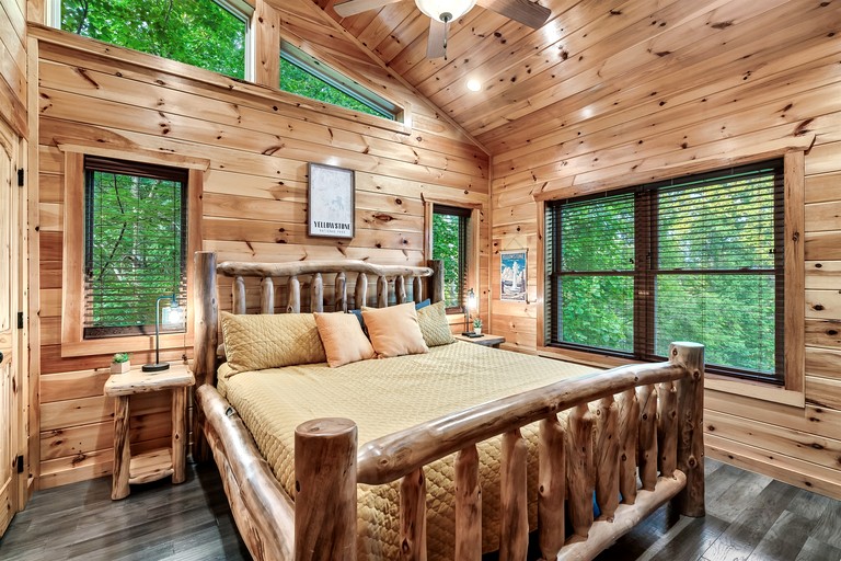 Cabins (United States of America, Gatlinburg, Tennessee)
