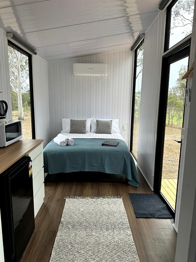 Tiny Houses (Australia, Lagoon Pocket, Queensland)