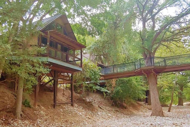Cabins (United States of America, New Braunfels, Texas)