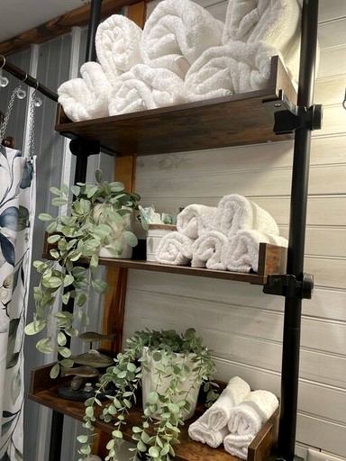 Cabins (United States of America, Eva, Tennessee)