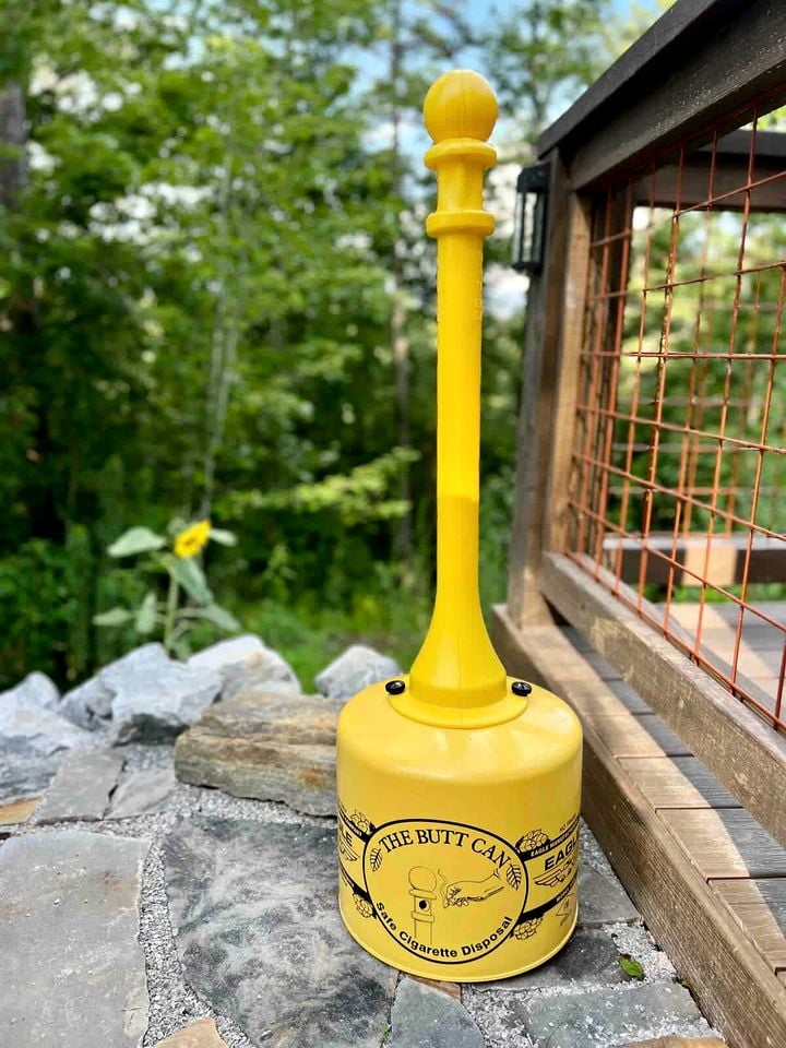 Charming Pet-Friendly Cabin with Stunning Mountain Views in Chattanooga, Tennessee