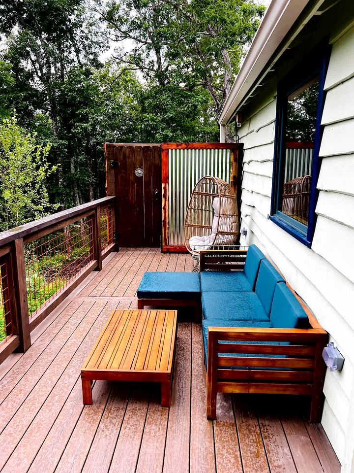 Charming Pet-Friendly Cabin with Stunning Mountain Views in Chattanooga, Tennessee