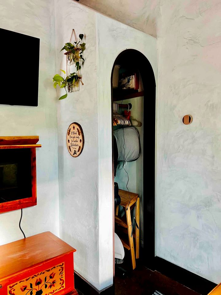 Charming Pet-Friendly Cabin with Stunning Mountain Views in Chattanooga, Tennessee