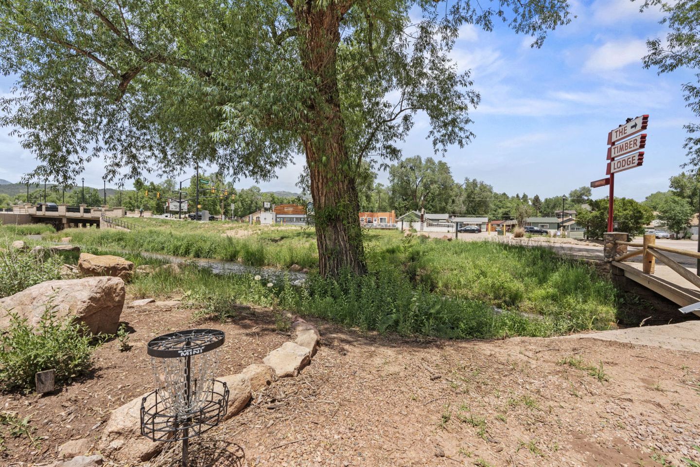 Charming Pet-Friendly Cabins with Scenic Outdoor Spaces near Garden of the Gods in Colorado Springs, Colorado