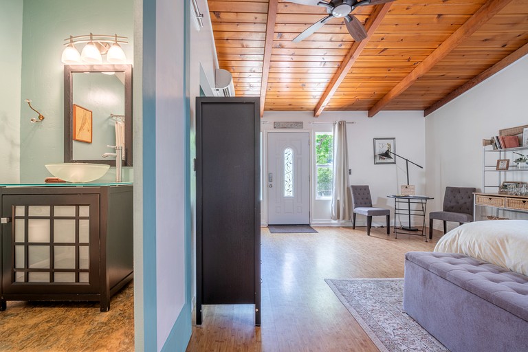 Cottages (United States of America, Big Flat, California)