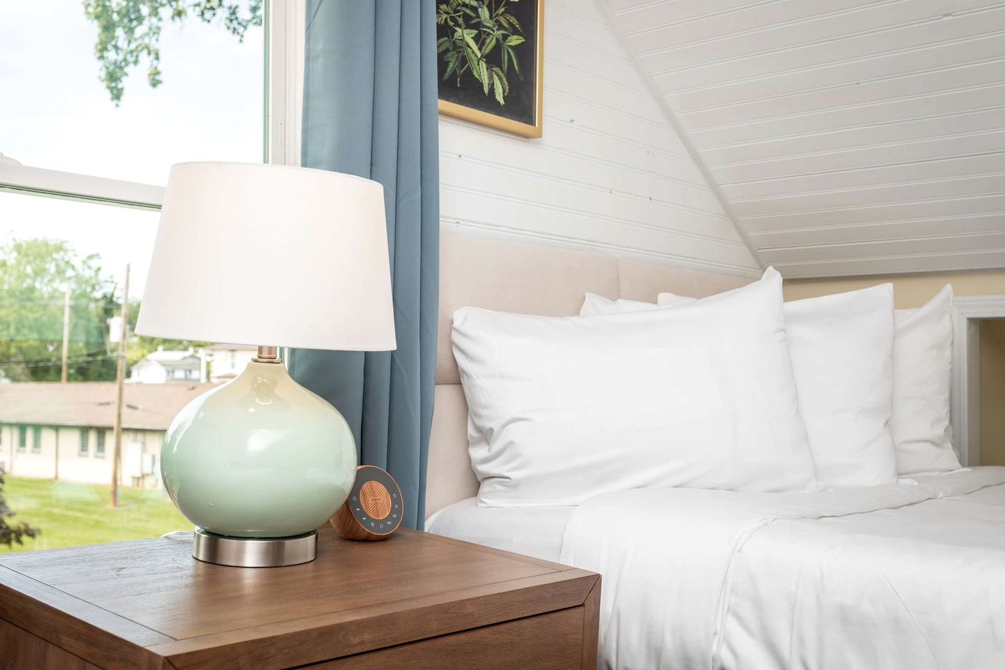Exotic Mountain Hideaway Suite with Timeless Charm near Shenandoah National Park Virginia