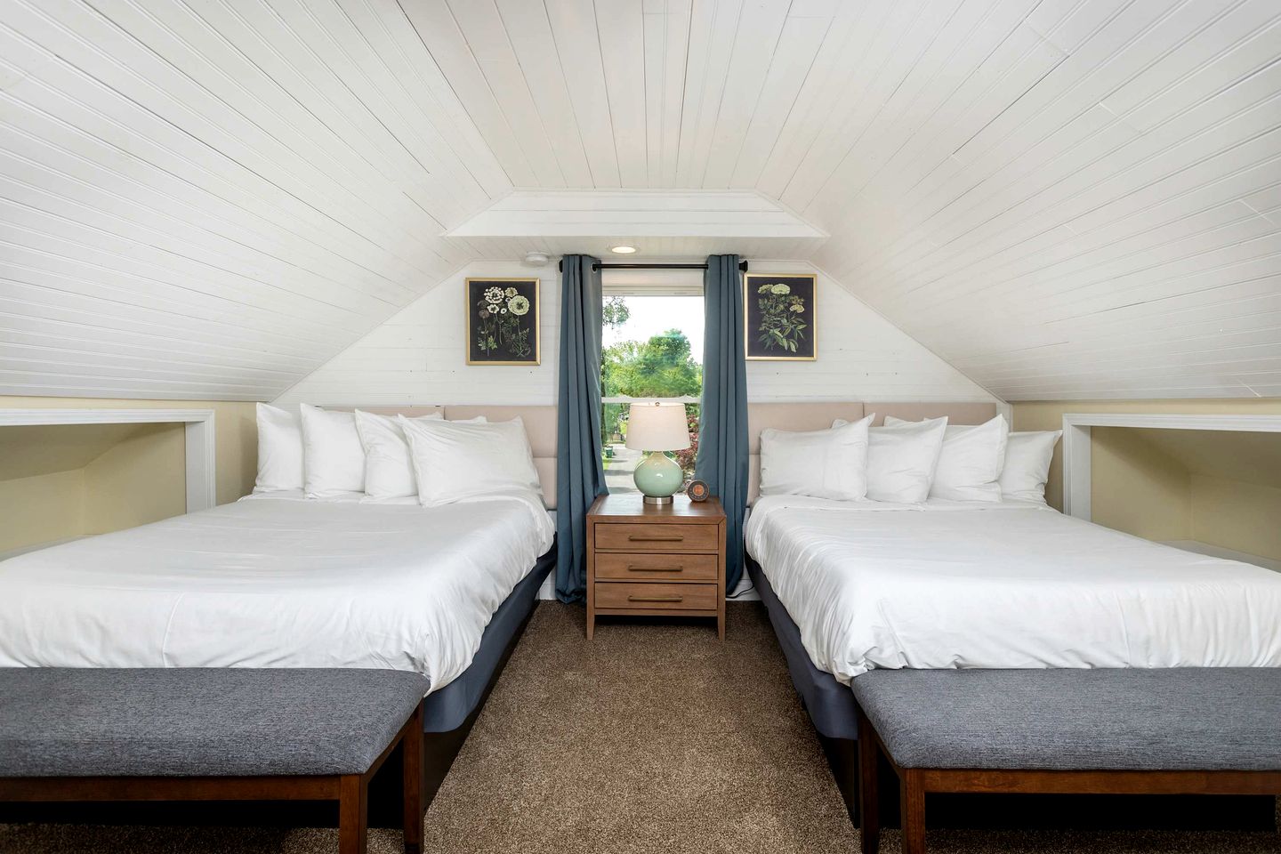 Exotic Mountain Hideaway Suite with Timeless Charm near Shenandoah National Park Virginia