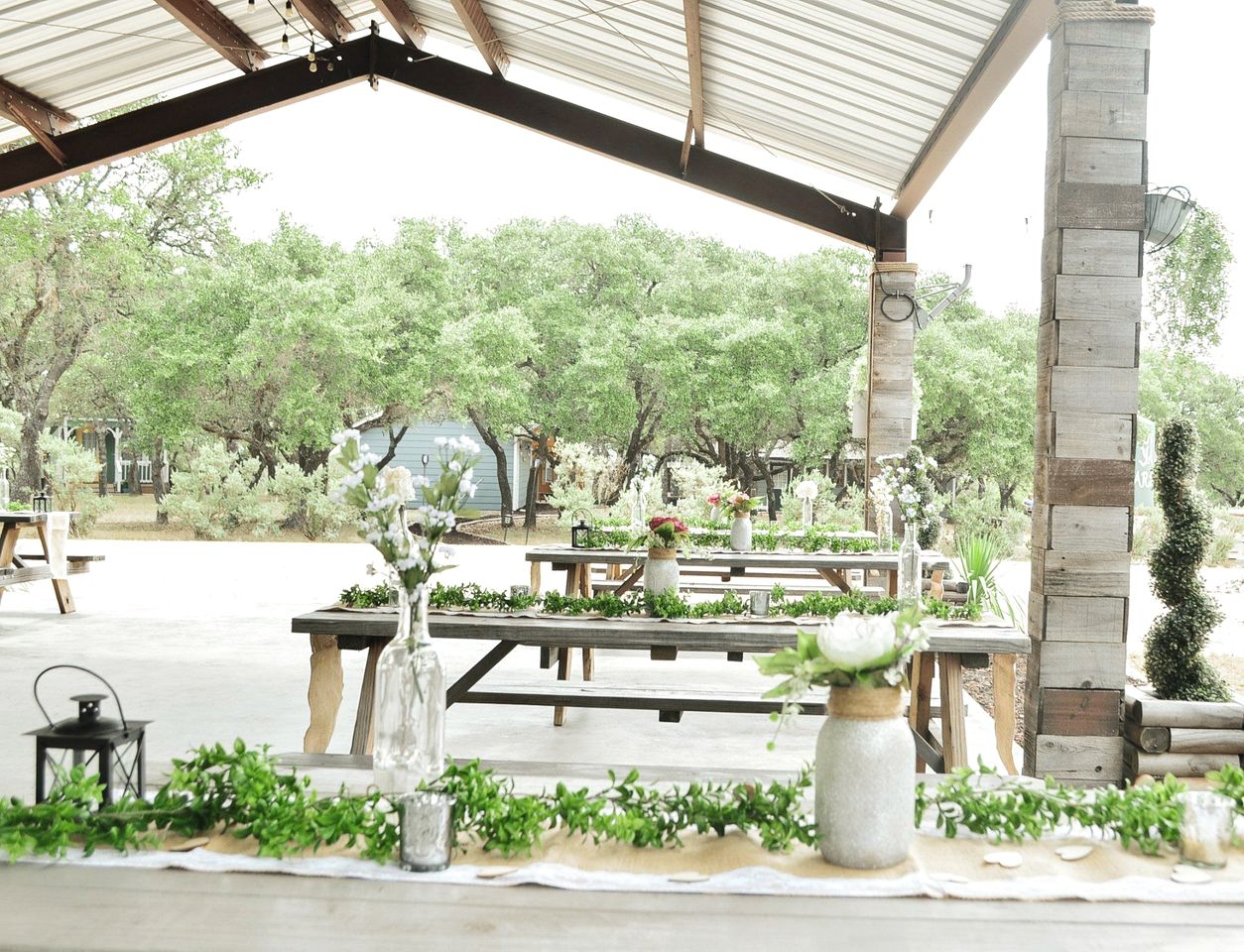 Charming Ranch Cabin with Milky Way Stargazing near Mountain Home, Texas