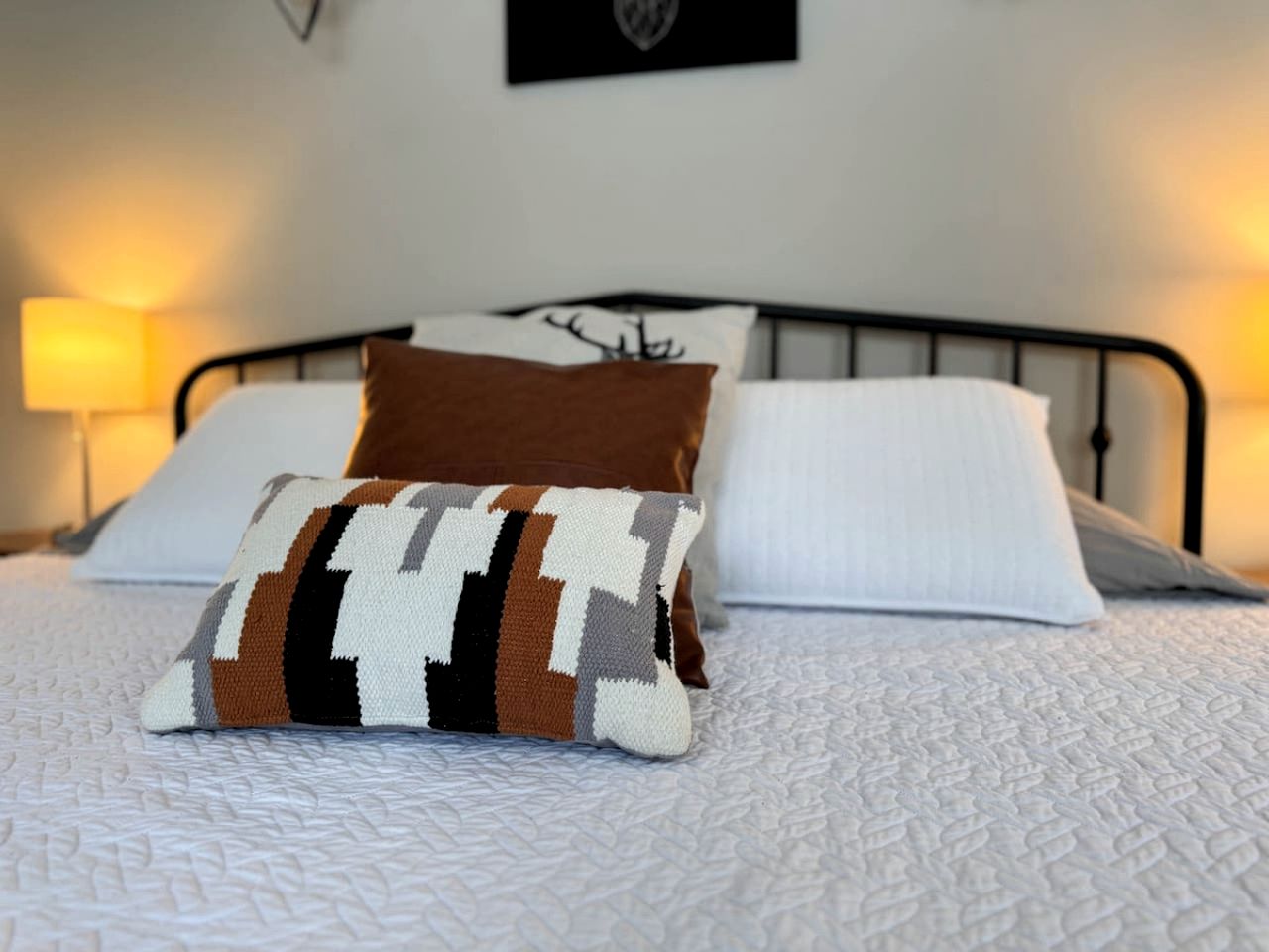 Charming Rental Great for a Family Holiday Getaway in New Hampshire