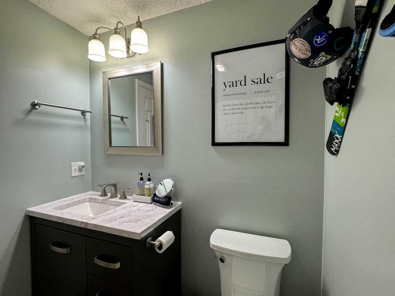 Charming Rental Great for a Family Holiday Getaway in New Hampshire