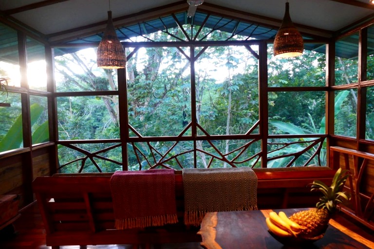 Villas (Belize, Cristo Rey, Cayo District)