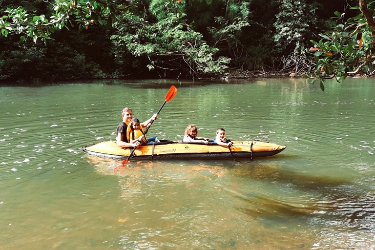 Villas (Belize, Cristo Rey, Cayo District)