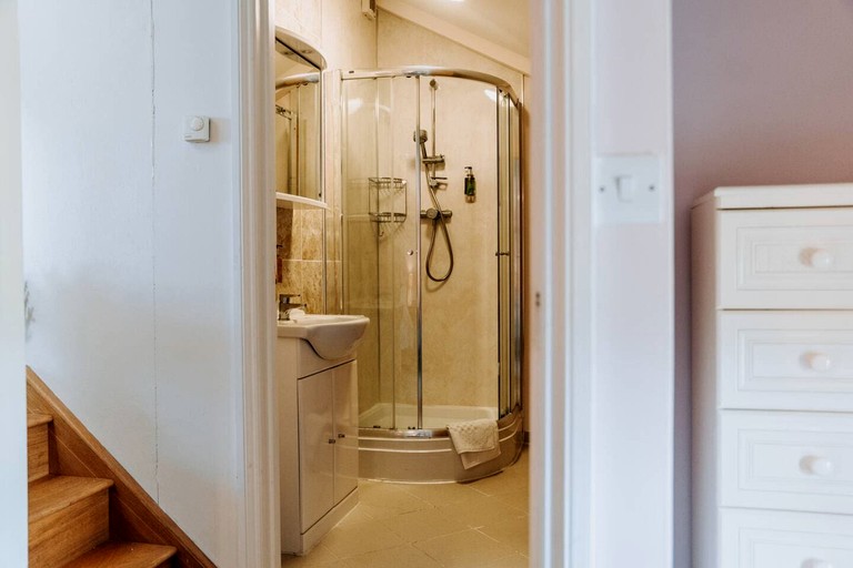 Vacation Rentals (United Kingdom, Clynderwen, Wales)