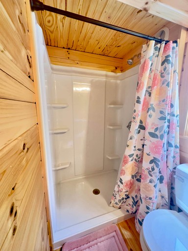 Cabins (United States of America, Steuben, Maine)