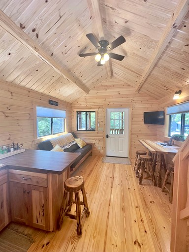 Cabins (United States of America, Steuben, Maine)