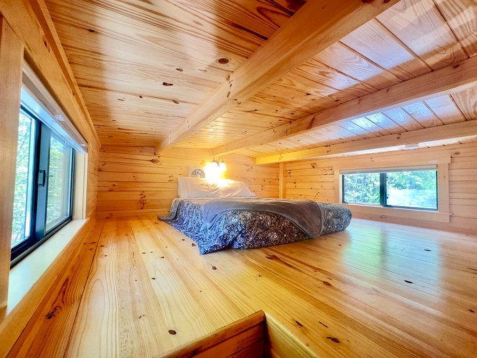 Cabins (United States of America, Steuben, Maine)
