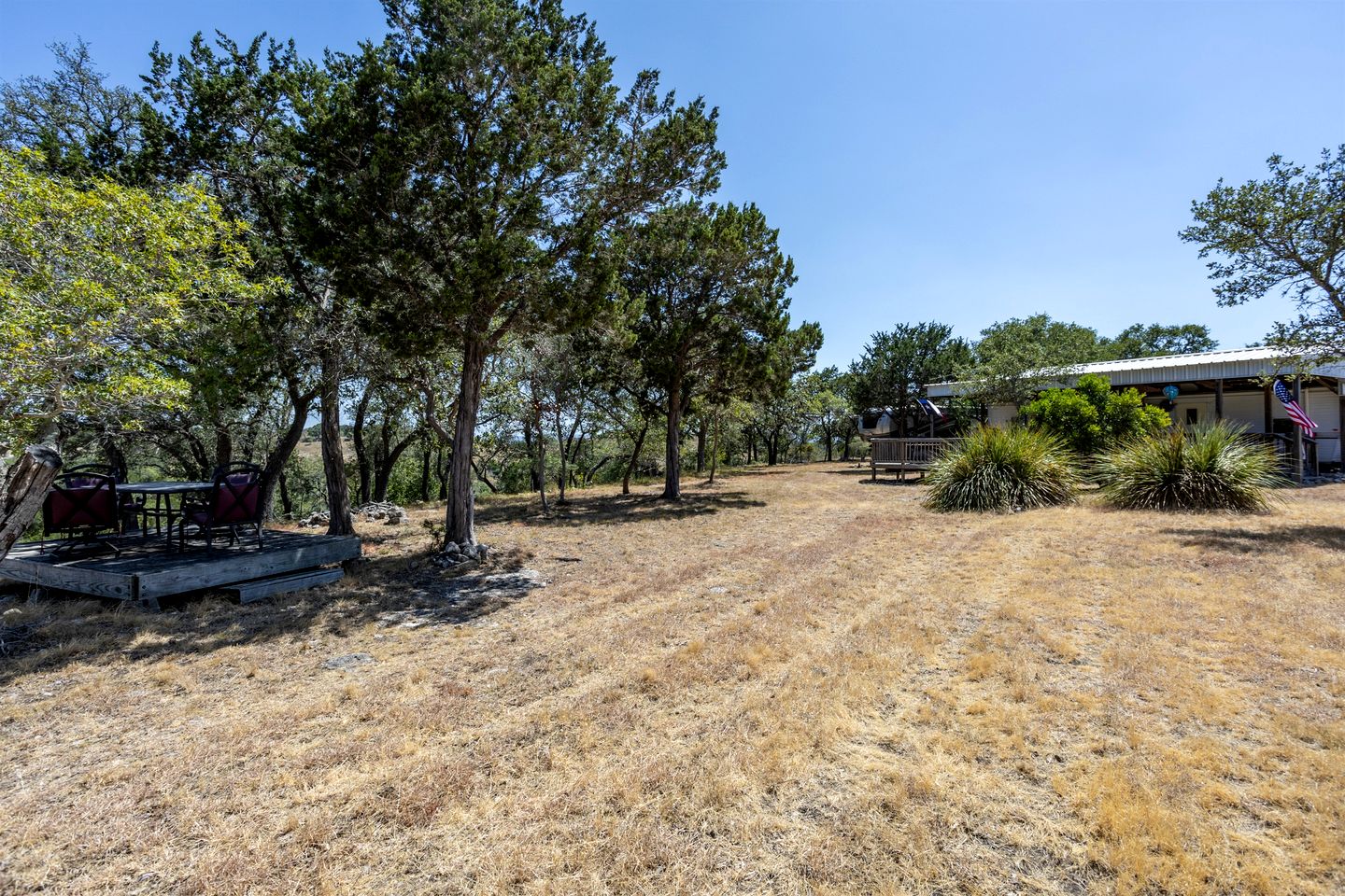 Charming Safari Tent Retreat with Magnificent Views of Texas Hill Country for Quiet Getaways in Boerne