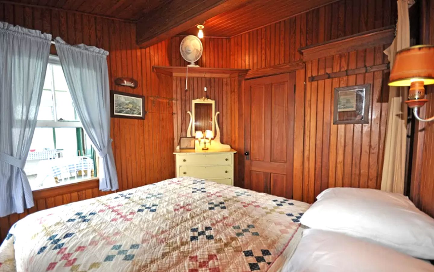 Charming Seaside Cottage Rental for Six in Cape Cod