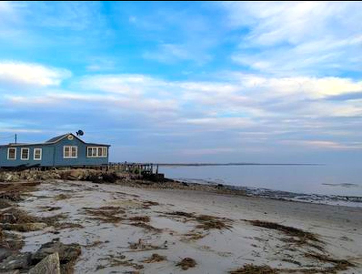 Charming Seaside Cottage Rental on Delaware Bay, New Jersey