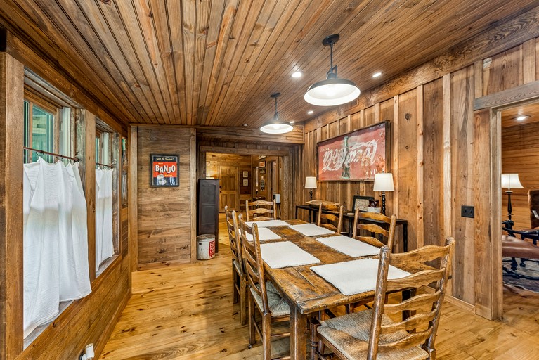 Cabins (United States of America, Mentone, Alabama)