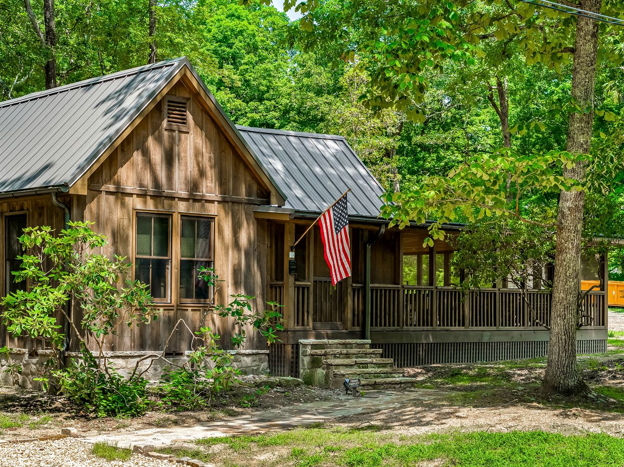 Charming Spacious Cabin with Fire Pit and BBQ in Mentone, Alabama
