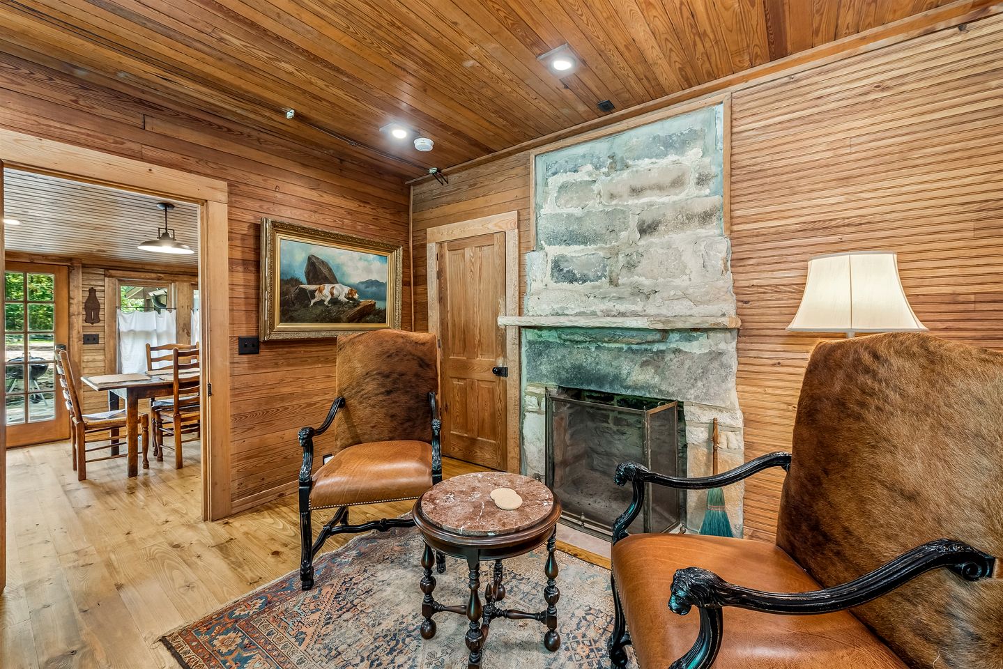 Charming Spacious Cabin with Fire Pit and BBQ in Mentone, Alabama