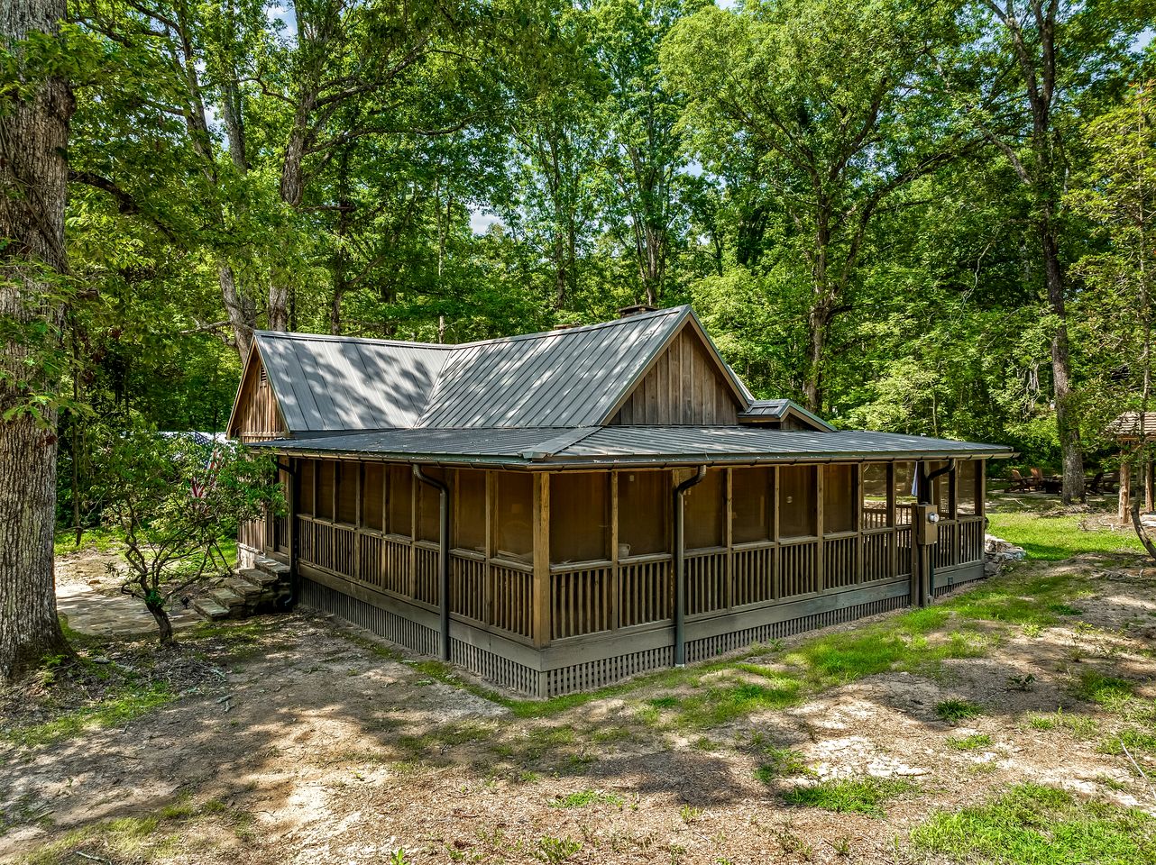 Charming Spacious Cabin with Fire Pit and BBQ in Mentone, Alabama