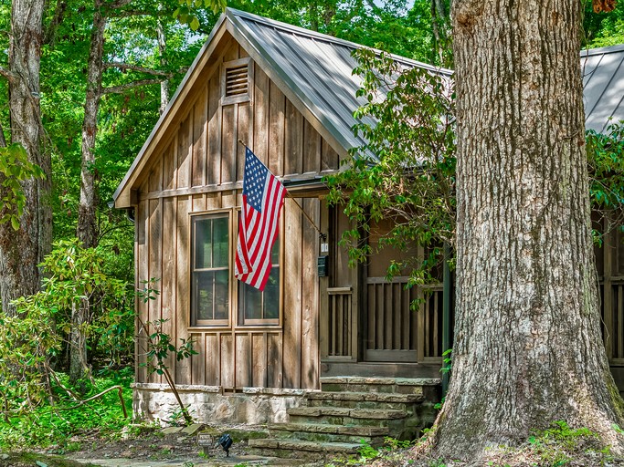 Cabins (United States of America, Mentone, Alabama)