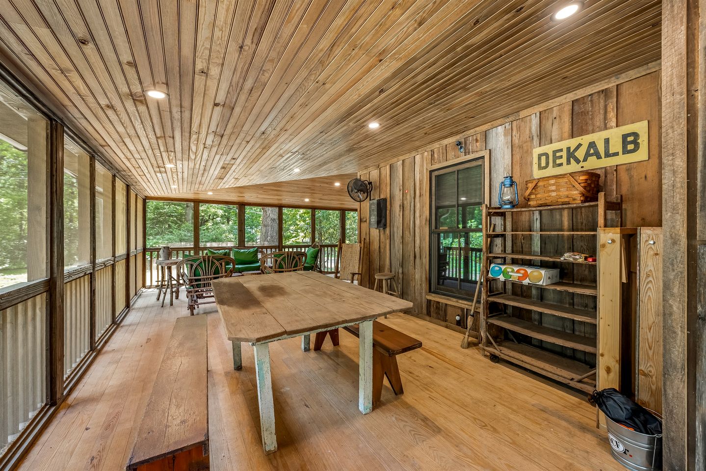 Charming Spacious Cabin with Fire Pit and BBQ in Mentone, Alabama