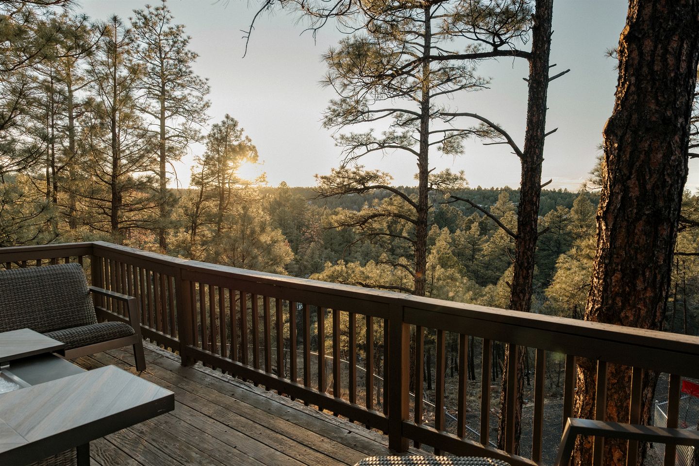Charming Sunset-View Mountain Cabin with Unique Gothic Décor near Fool Hollow Lake in Show Low, Arizona