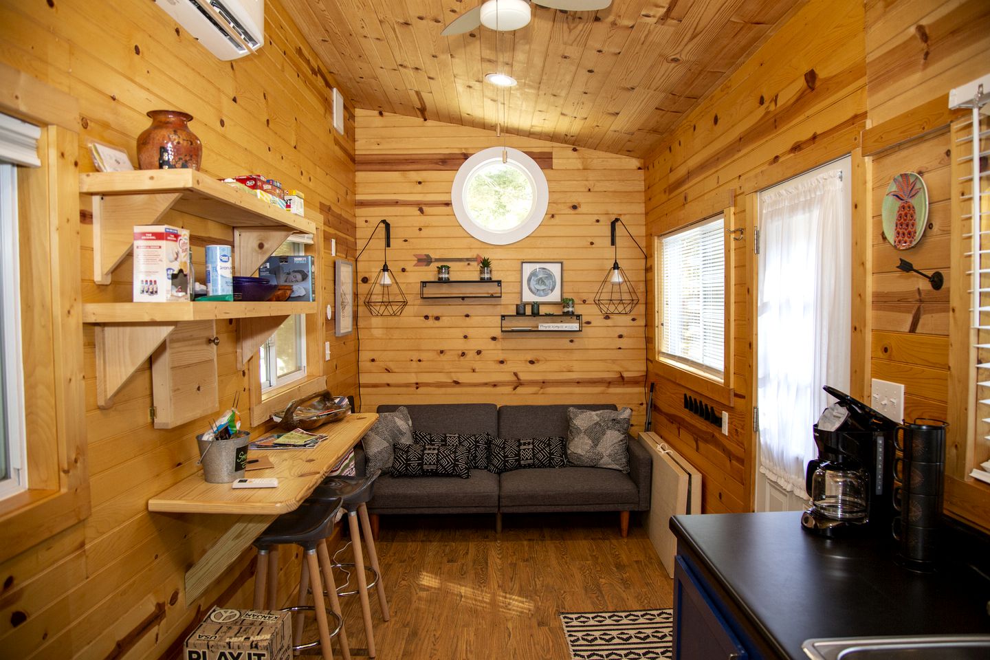 Charming Tiny Cabin for Romantic Weekends Away in North Carolina