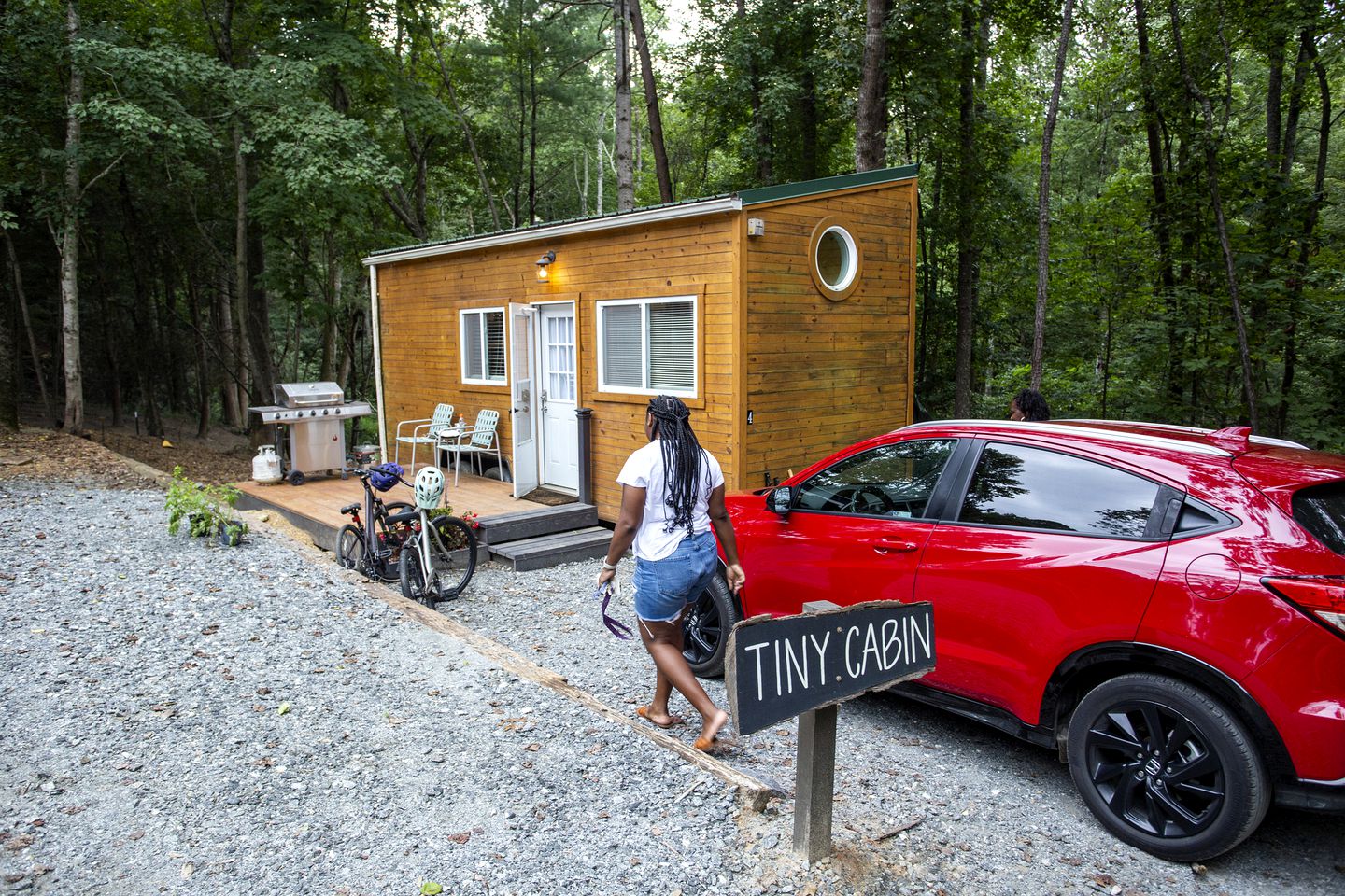 Charming Tiny Cabin for Romantic Weekends Away in North Carolina