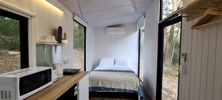 Tiny Houses (Australia, Bobs Farm, New South Wales)