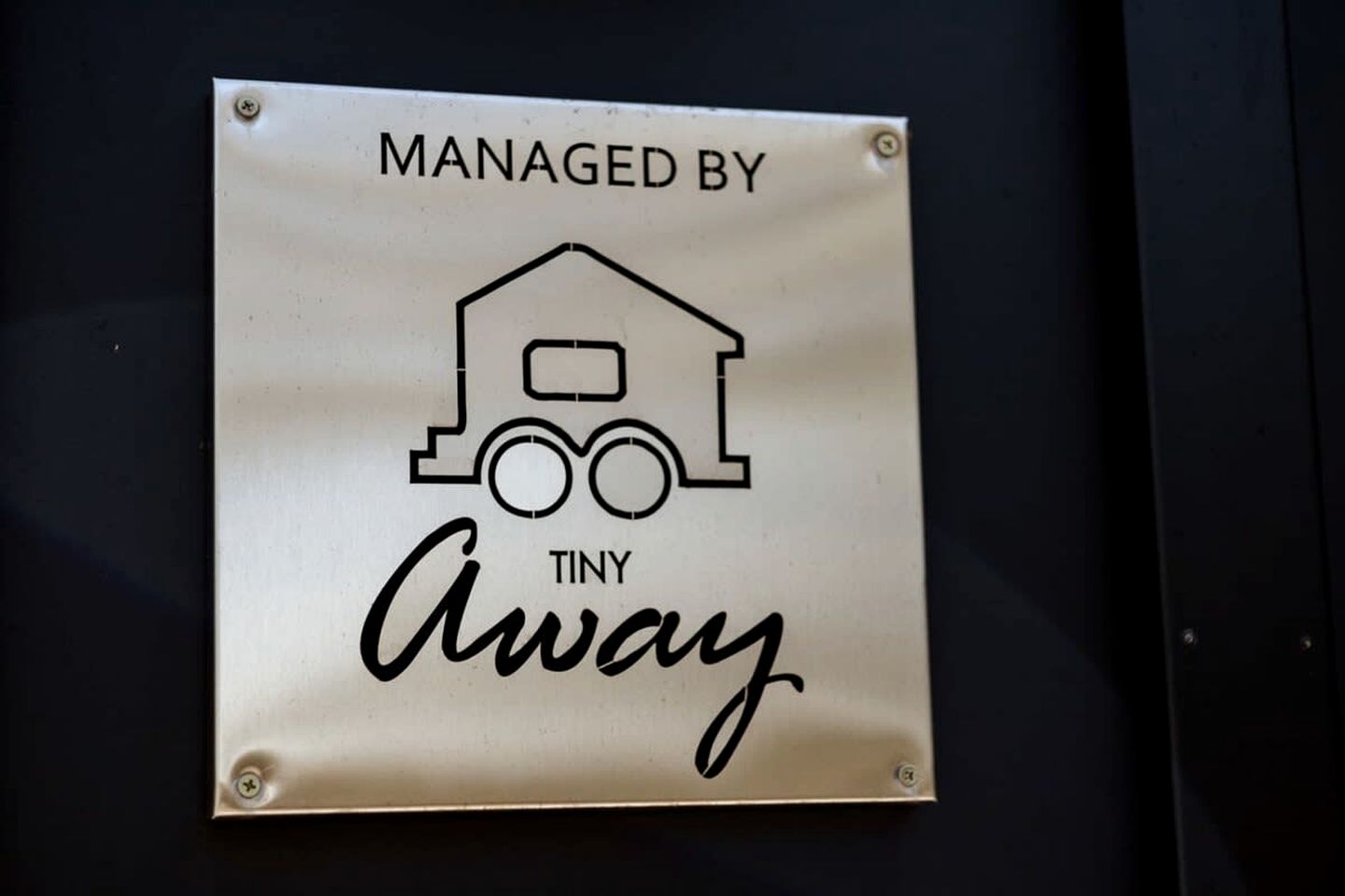 Charming Tiny House with Amazing Vineyard and Landscape Views in New South Wales, Australia