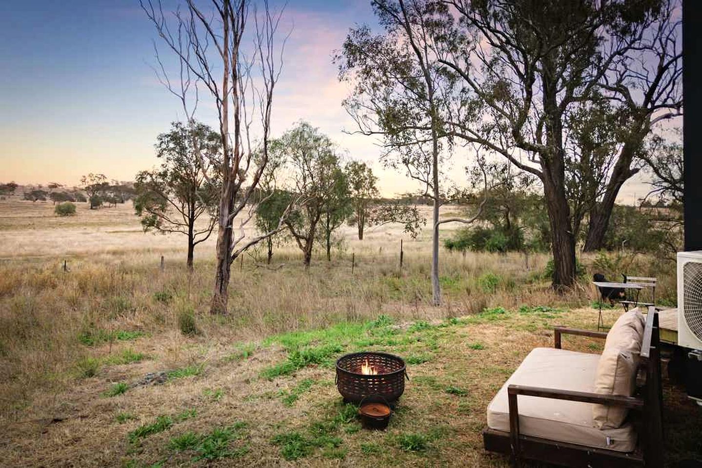 Charming Tiny House with Panoramic Views of the Valley in Queensland, Australia