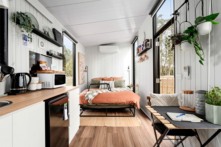 Tiny Houses (Australia, Springmount, Victoria)