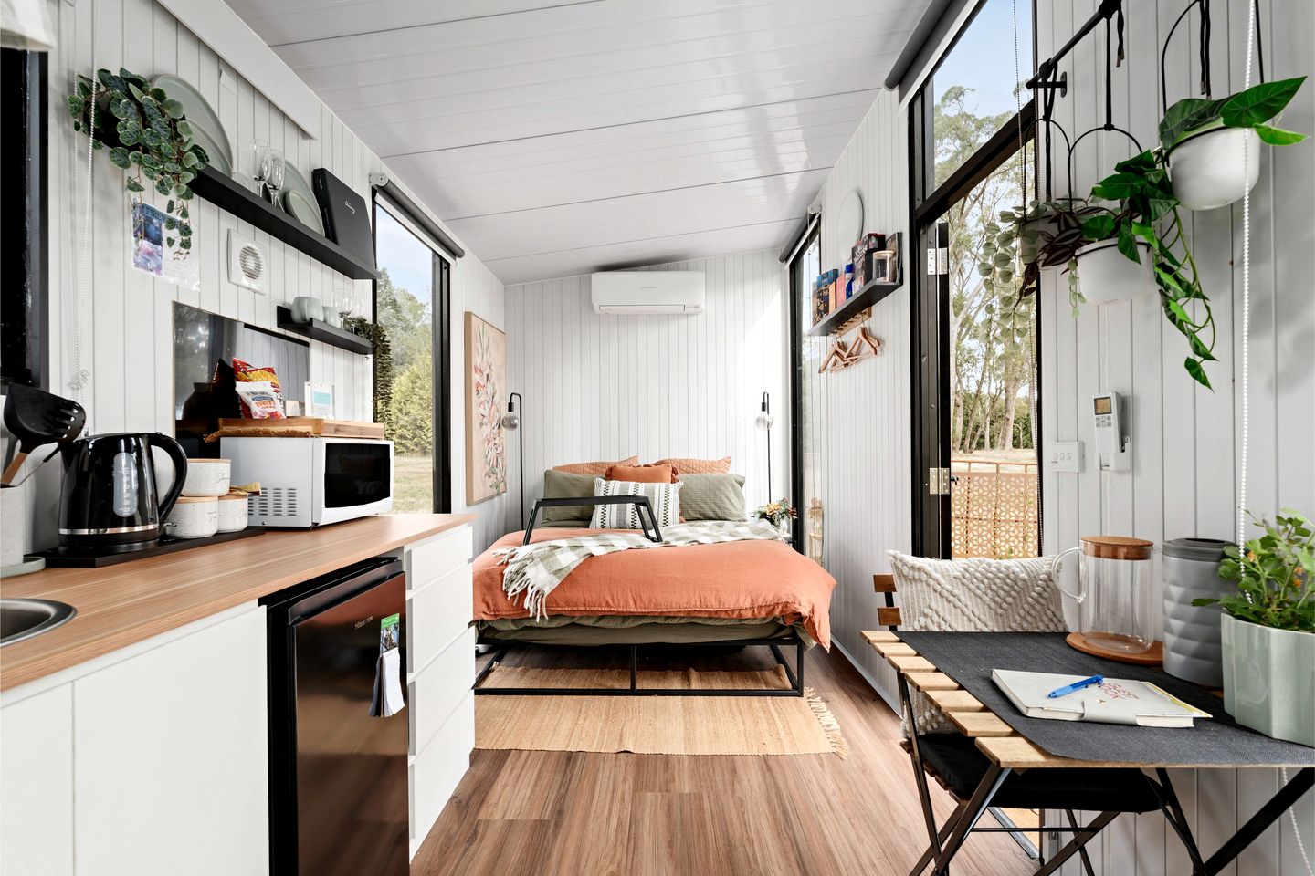 Charmingly Tiny House in Springmount, Victoria