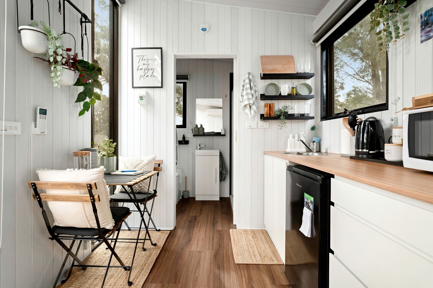 Charmingly Tiny House in Springmount, Victoria