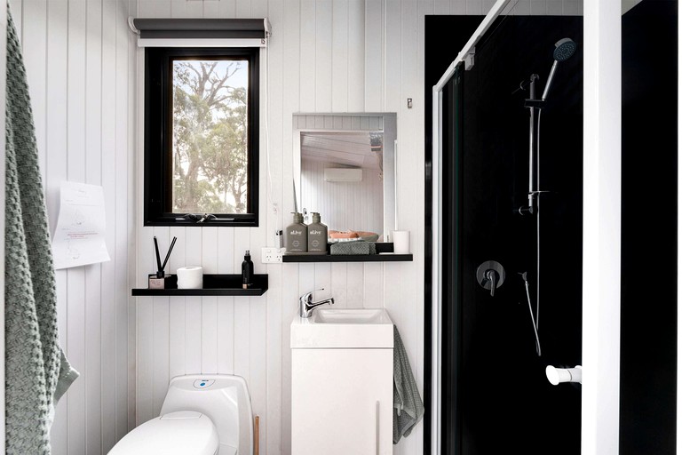 Tiny Houses (Australia, Springmount, Victoria)