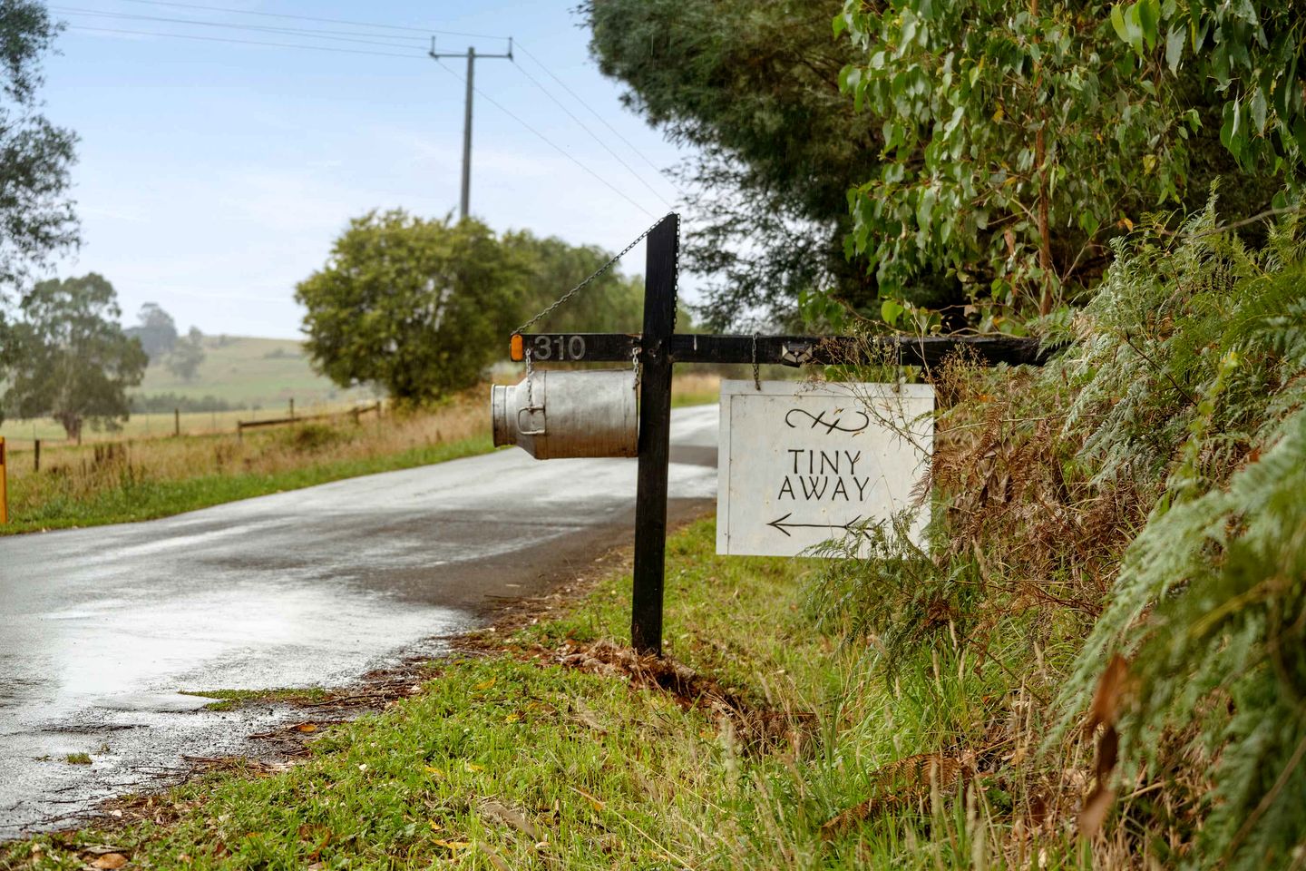 Charming Tiny House Retreat with Farm Animals near Mt Baw Baw in Neerim South, Victoria