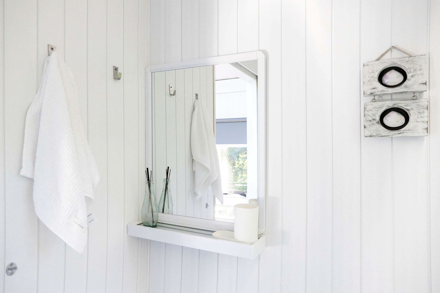 Charming Tiny House with Stunning Landscapes and Abundant Wildlife in Queensland, Australia