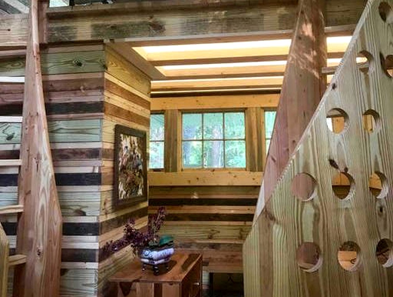 Charming Tree House with a Hot Tub in Chattahoochee National Forest, Georgia