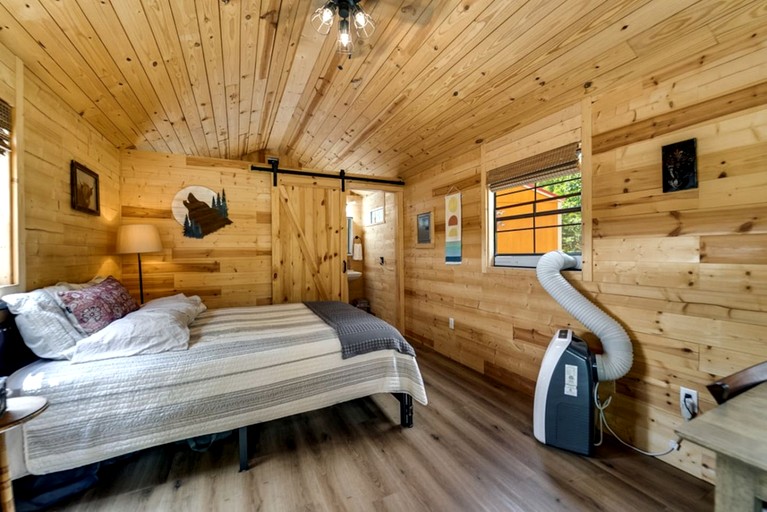 Cabins (United States of America, Sylva, North Carolina)