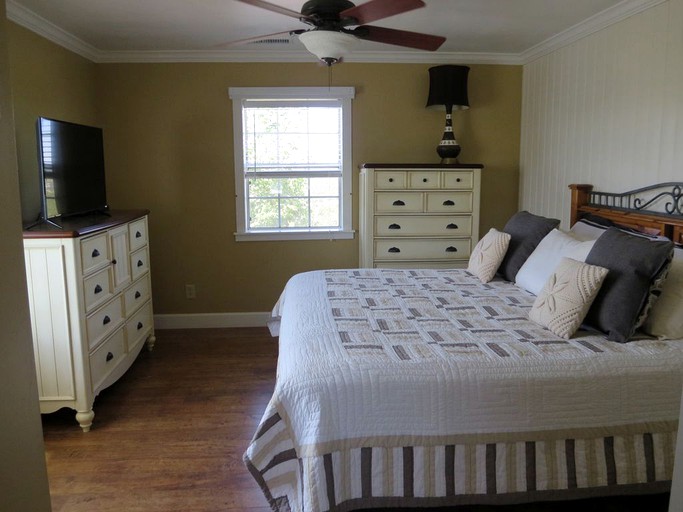 Cabins (Williams, Arizona, United States)