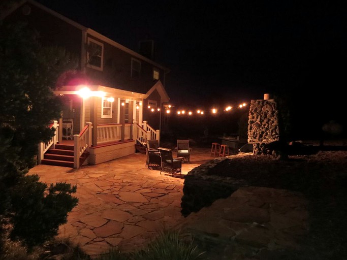 Cabins (Williams, Arizona, United States)