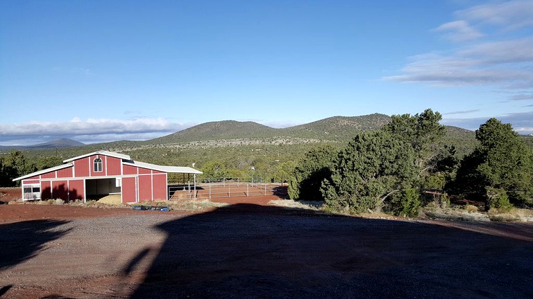 Cabins (Williams, Arizona, United States)