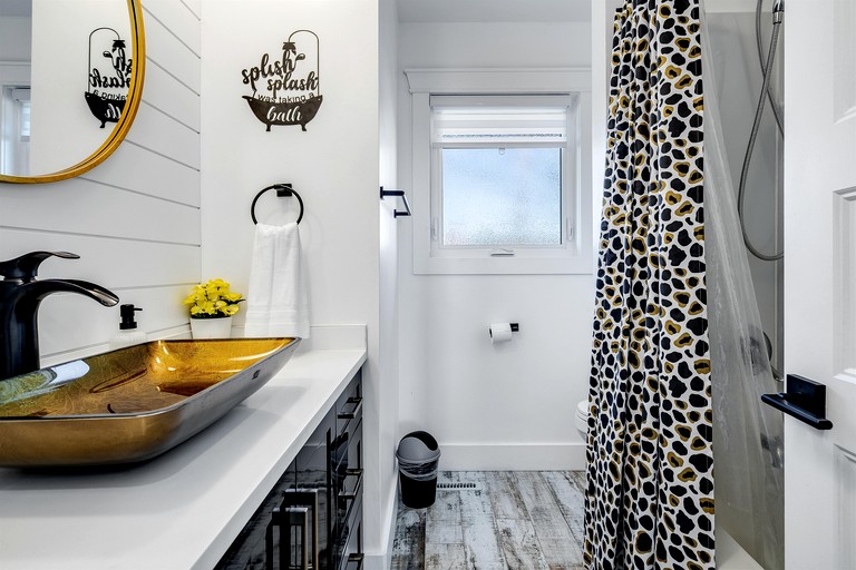 Vacation Rentals (Canada, Leamington, Ontario)