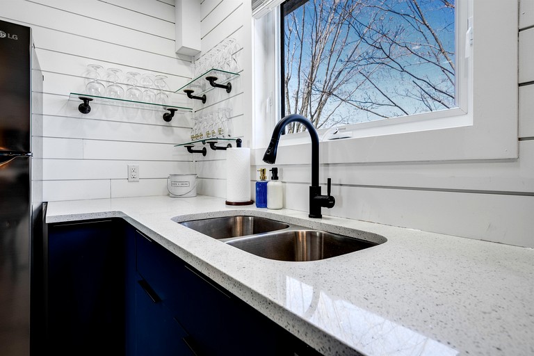 Vacation Rentals (Canada, Leamington, Ontario)